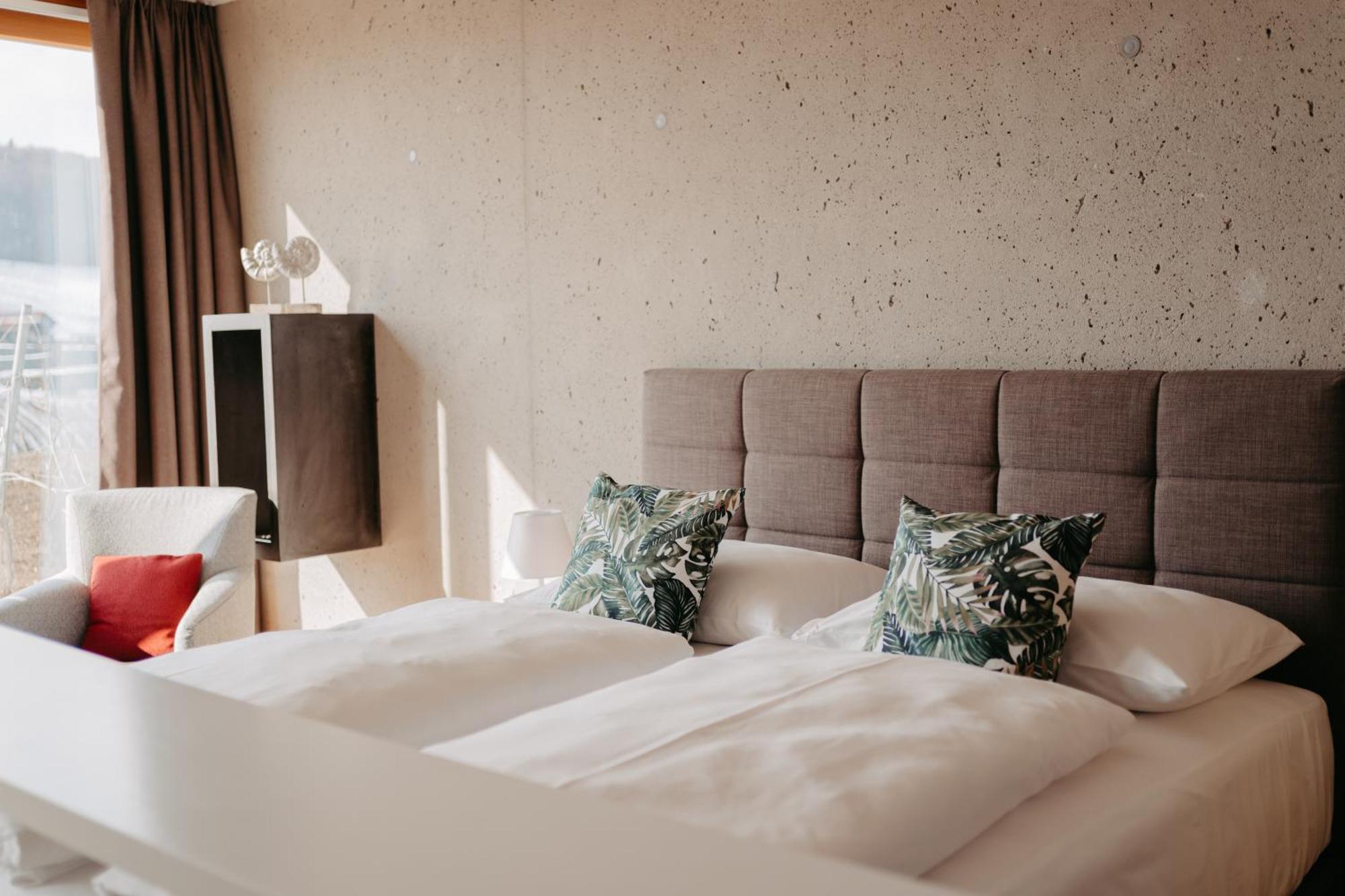Relax Apartments An Der Lage Hochgrassnitzberg Spielfeld Bagian luar foto