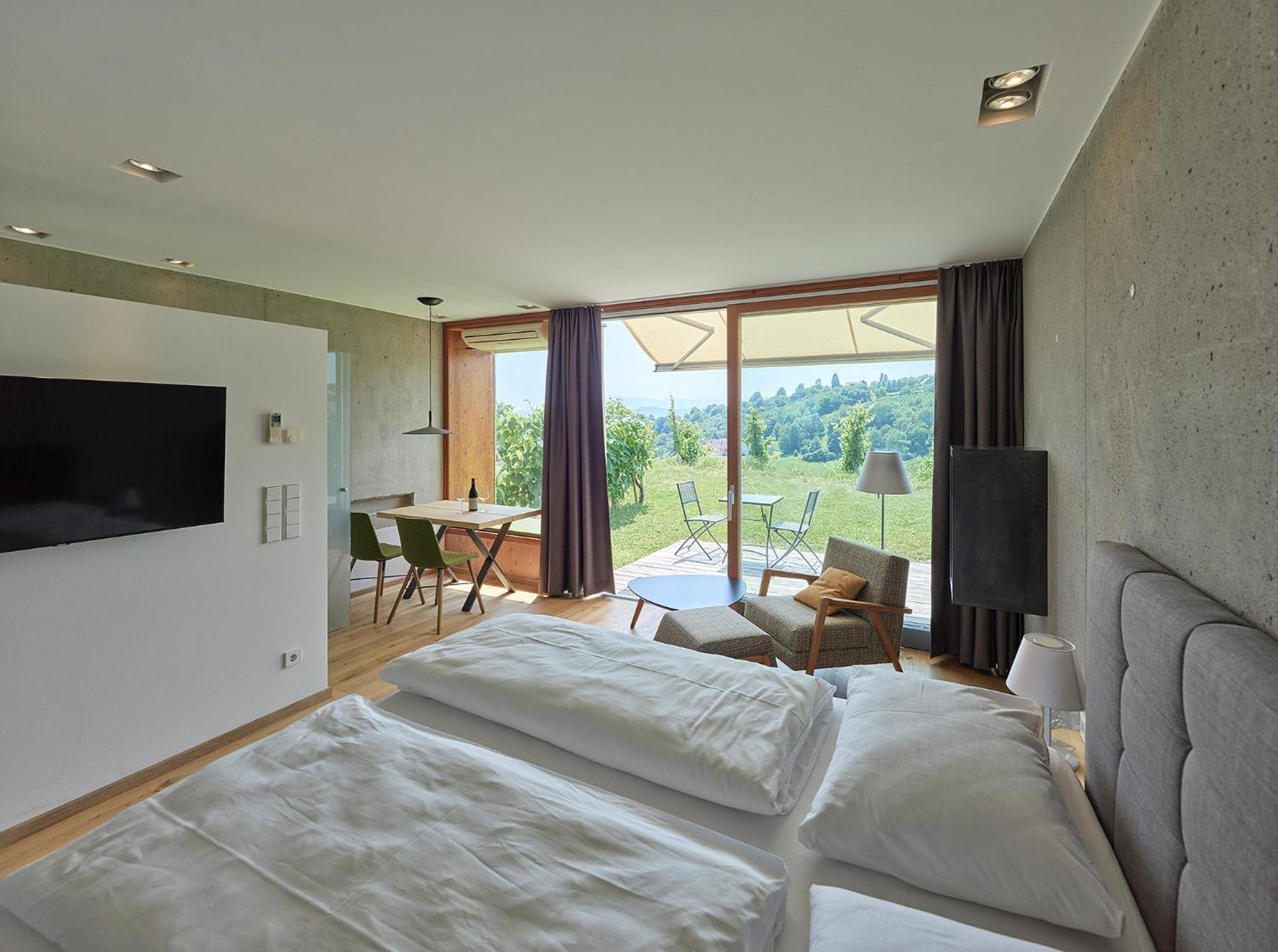 Relax Apartments An Der Lage Hochgrassnitzberg Spielfeld Bagian luar foto